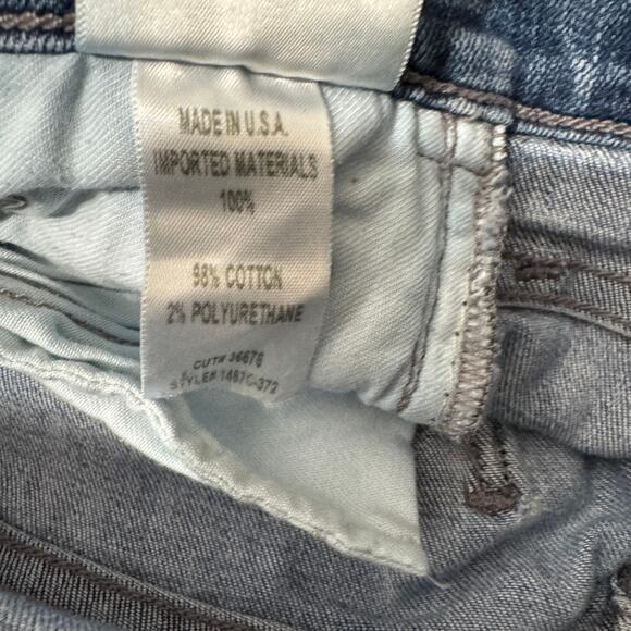 Citizens of Humanity Rocket High Rise Crop Skinny jeans in Distressed Fizzle 24 - Picture 8 of 16